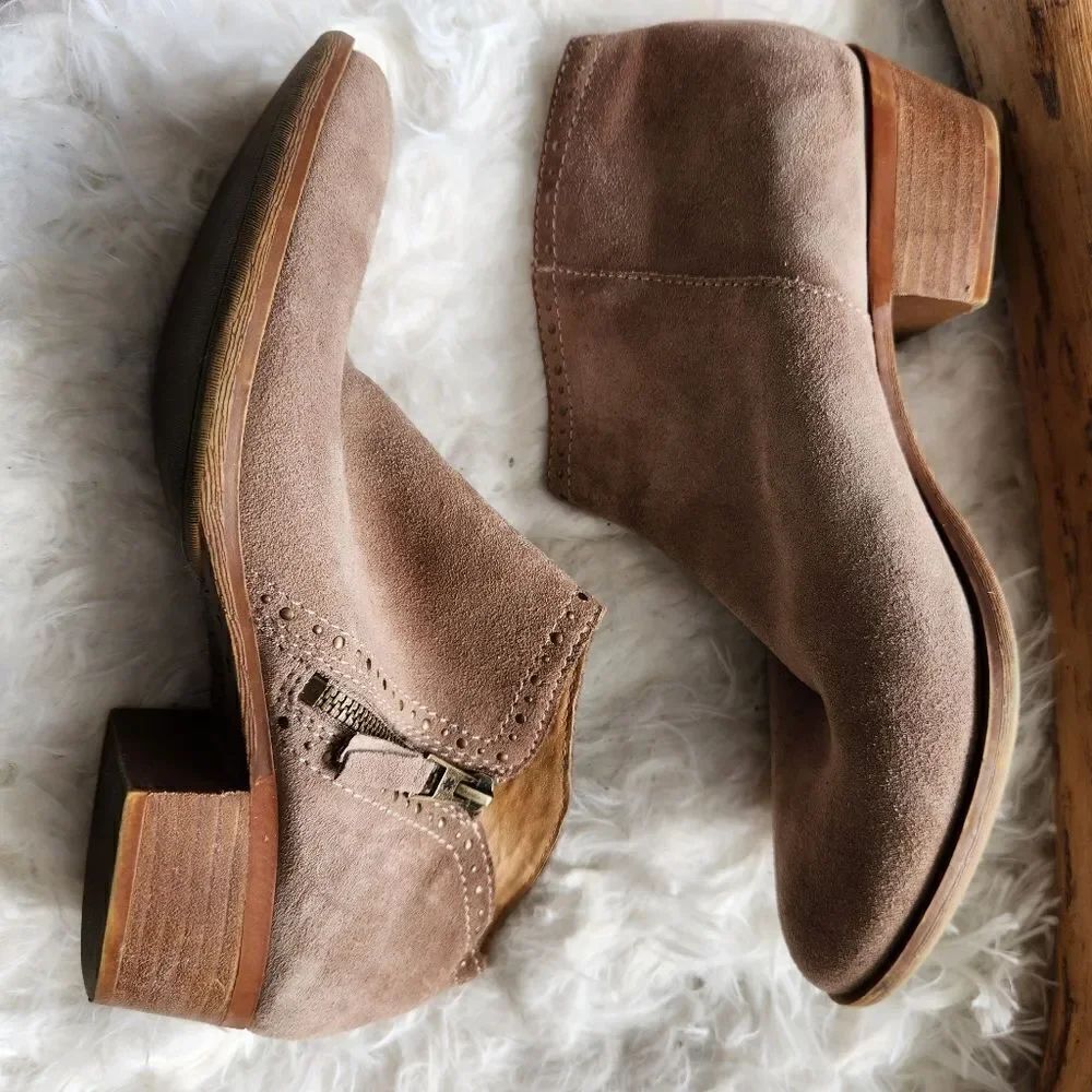 Lucky brand suede light short ankle booties with stacked heel